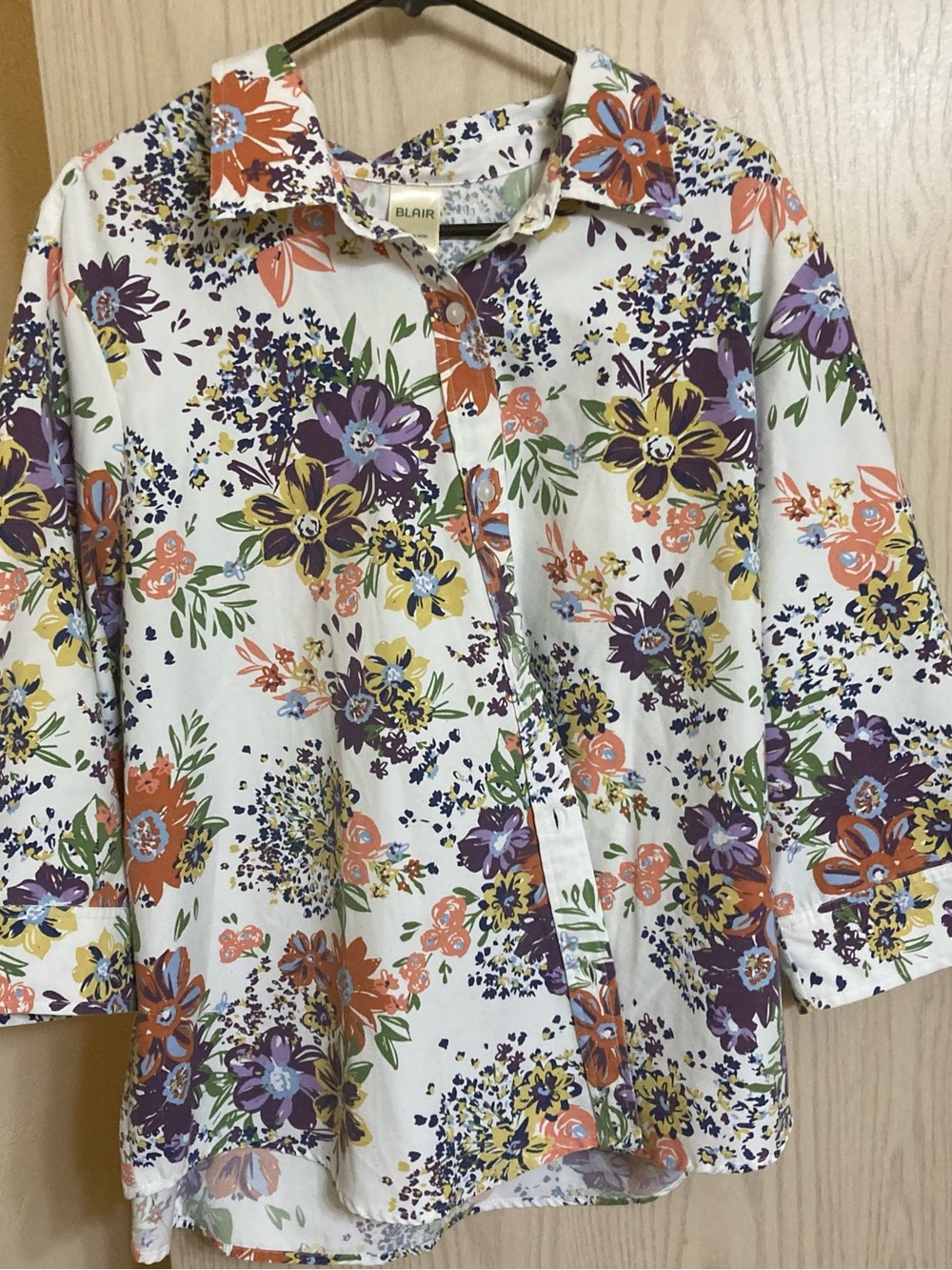 BLAIR white floral button-up blouse with purple, orange & yellow accents in XXL - Picture 2 of 12